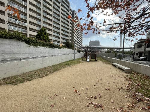 【公園】新在家南公園まで519ｍ
