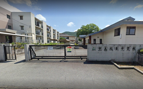 【中学校】甲府市立北東中学校まで950ｍ
