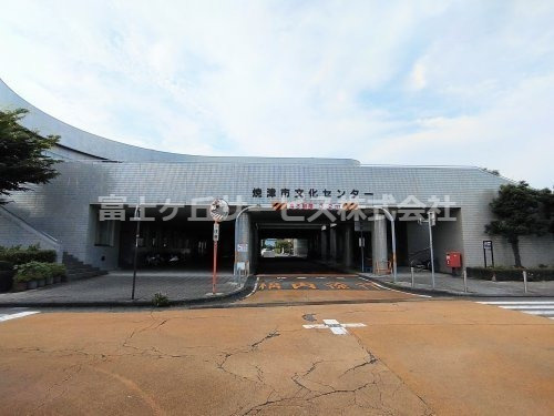 【市役所・区役所】焼津市役所　文化センター　焼津文化会館まで1325ｍ