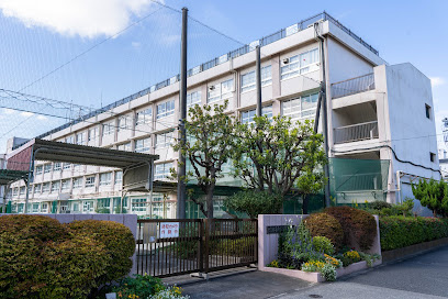 【中学校】葛飾区立水元中学校まで200ｍ