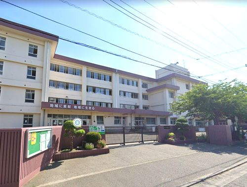 【中学校】茅ヶ崎市立円蔵中学校まで450ｍ