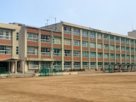 【中学校】西宮市立高須中学校まで700ｍ