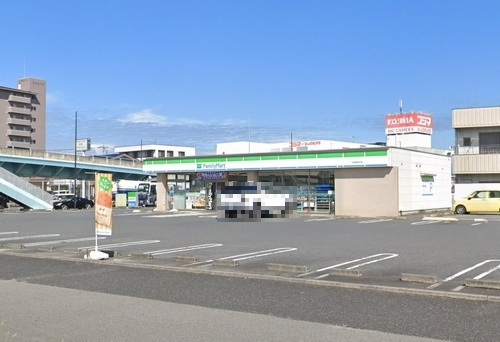 【コンビニエンスストア】ファミリーマート　佐野新都市店まで574ｍ