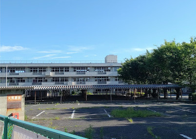 【中学校】鳩山町立鳩山中学校まで3288ｍ