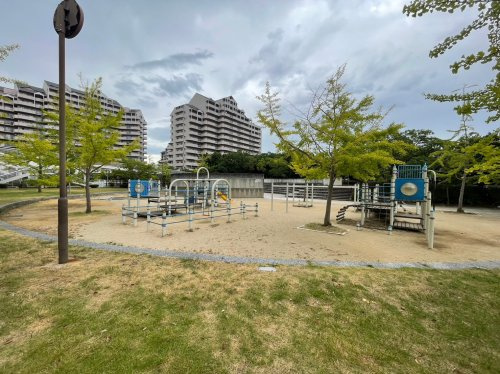 【公園】向洋東公園まで525ｍ