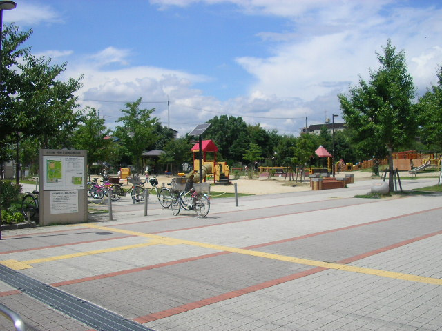 【公園】笹原公園まで1070ｍ