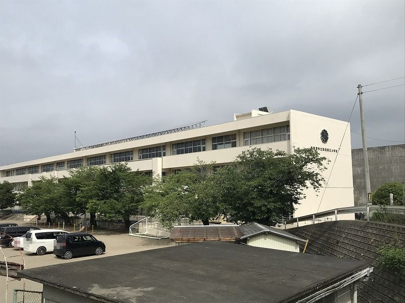 【小学校】各務原市立鵜沼第三小学校まで1870ｍ