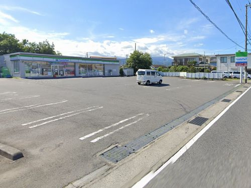 【コンビニエンスストア】ファミリーマート平塚片岡店まで247ｍ