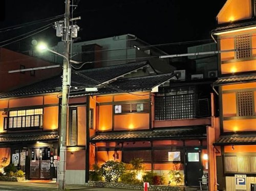 【居酒屋】串八　白梅町本店まで882ｍ