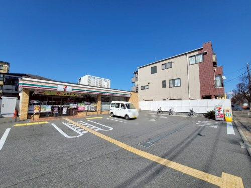 【コンビニエンスストア】セブンイレブン尼崎南武庫之荘4丁目店まで375ｍ