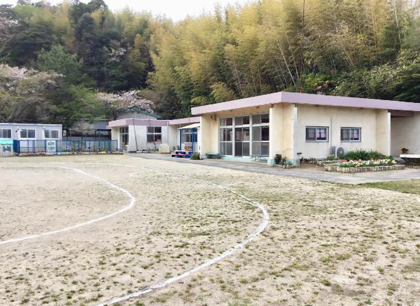 【幼稚園】豊浦幼稚園まで1902ｍ