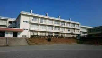 【小学校】豊浦小学校まで2522ｍ