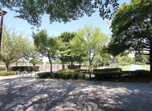 【公園】朝霞中央公園　まで400ｍ