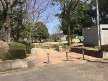 【公園】双葉台公園まで902ｍ
