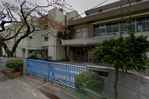 【小学校】稲城市立稲城第三小学校まで852ｍ