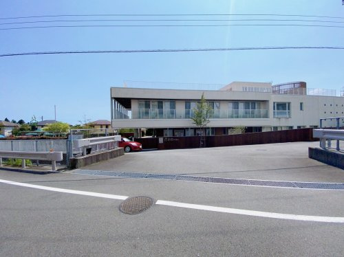 【幼稚園】万野幼稚園まで1393ｍ