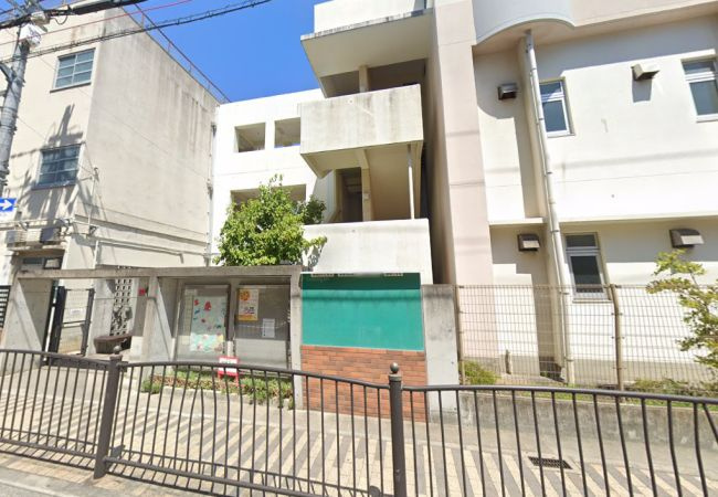 【小学校】長堂小学校まで588ｍ