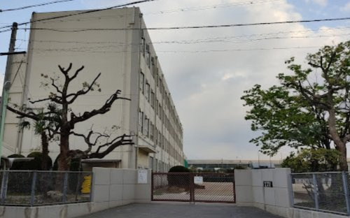 【中学校】名古屋市立はとり中学校まで1145ｍ