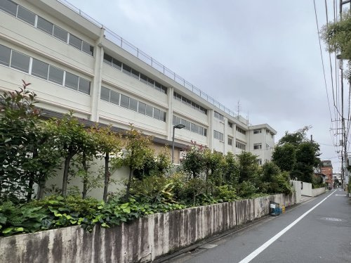 【小学校】目黒区立月光原小学校まで30ｍ