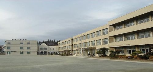 【小学校】綾瀬市立　早園小学校まで688ｍ