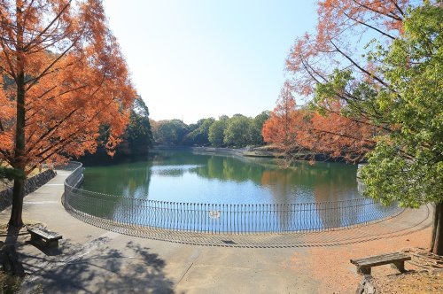 【公園】明治池公園まで630ｍ