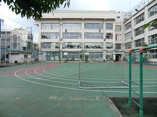 【小学校】外手小学校まで494ｍ
