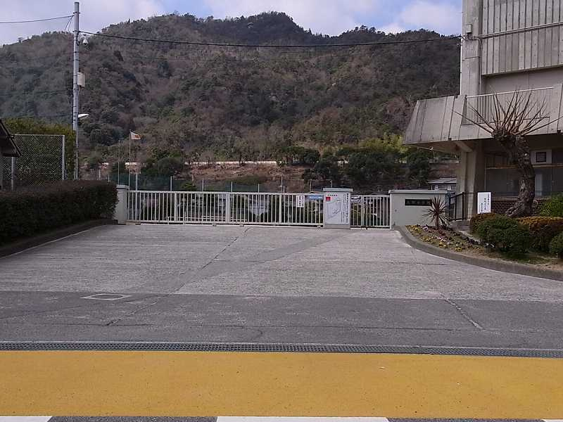 【中学校】大野中学校まで2892ｍ