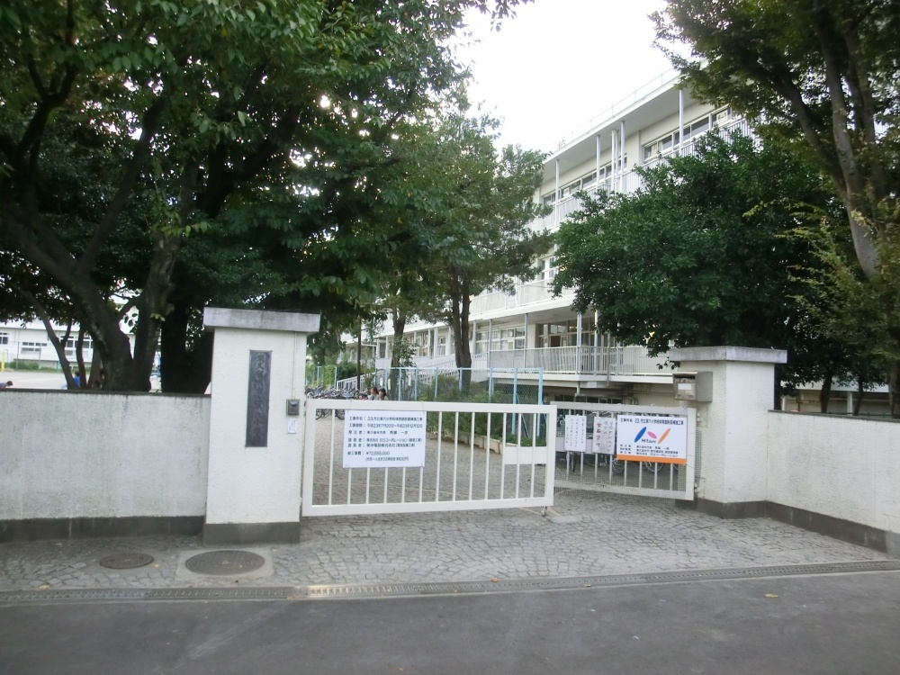 【小学校】東久留米市第六小学校まで245ｍ