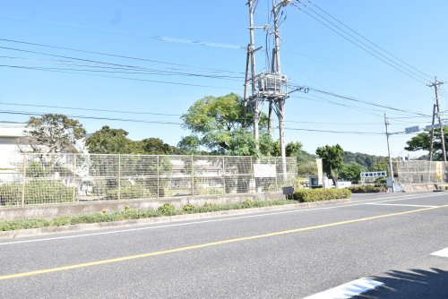 【小学校】垂水市立新城小学校まで465ｍ