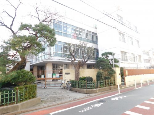 【小学校】大田区立入新井第二小学校まで680ｍ
