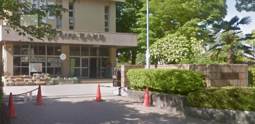 【小学校】楠小学校まで487ｍ