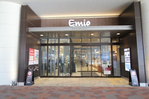 【ショッピングセンター】Ｅｍｉｏ石神井公園まで200ｍ