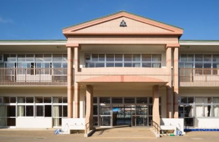 【小学校】野田市立宮崎小学校まで664ｍ