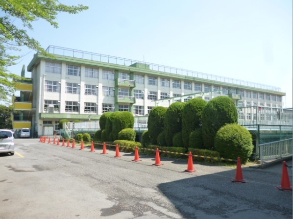 【小学校】柏木小学校まで170ｍ