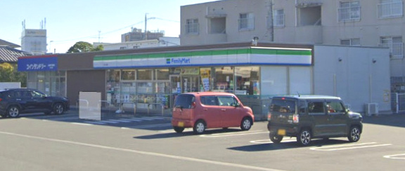 【コンビニエンスストア】ファミリーマート　浜松入野店まで366ｍ