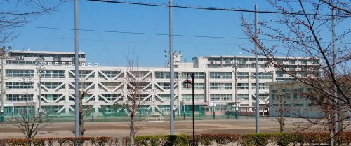 【中学校】昭島市立昭和中学校まで98ｍ
