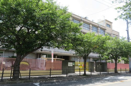 【小学校】鶴町小学校まで530ｍ