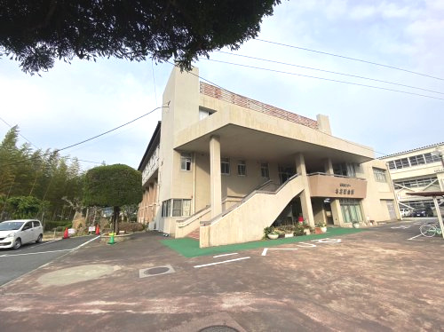 【図書館】須恵町立図書館まで1325ｍ