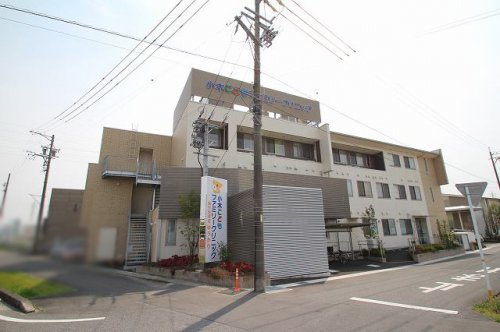 【小児科】小木こどもファミリークリニックまで456ｍ