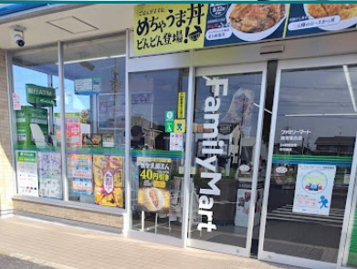 【コンビニエンスストア】ファミリーマート清須落合店まで789ｍ