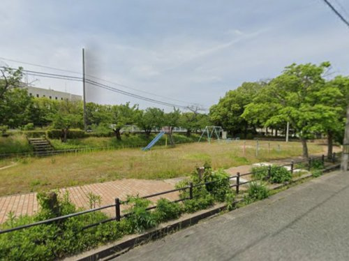 【公園】東町緑地まで271ｍ