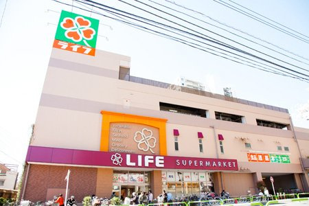 【スーパー】ライフ　南千住店まで697ｍ