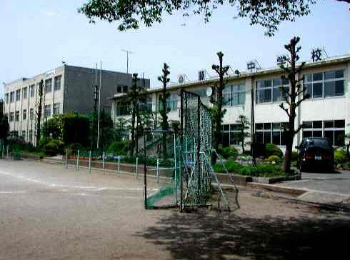 【中学校】入間市立　藤沢中学校まで190ｍ