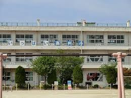 【小学校】高州小学校まで725ｍ