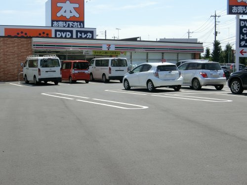 【コンビニエンスストア】セブンイレブン坂戸鎌倉町店まで568ｍ