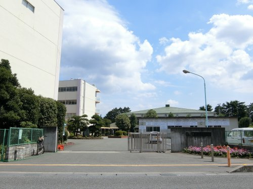 【中学校】坂戸市立坂戸中学校まで1340ｍ