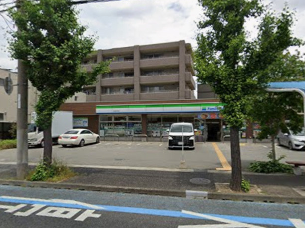 【コンビニエンスストア】ファミリーマート　尼崎塚口町店まで1068ｍ