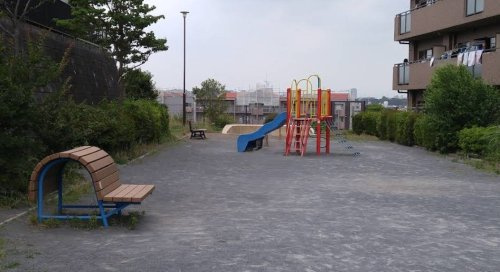 【公園】中山飯綱下公園まで72ｍ