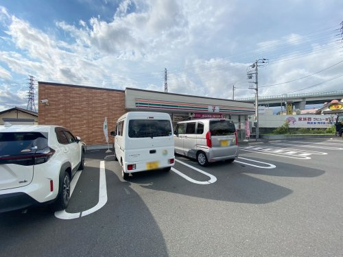 【コンビニエンスストア】セブンイレブン　富士市入山瀬店まで847ｍ