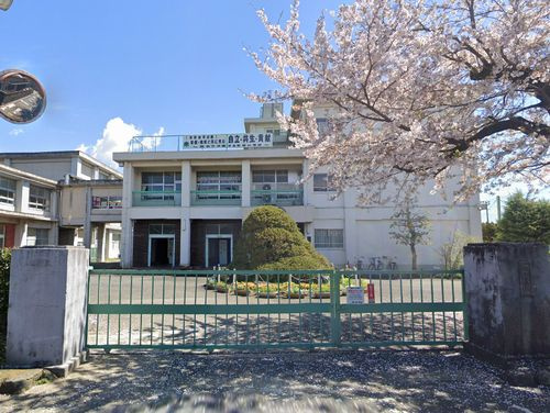 【中学校】南足柄市立岡本中学校まで340ｍ